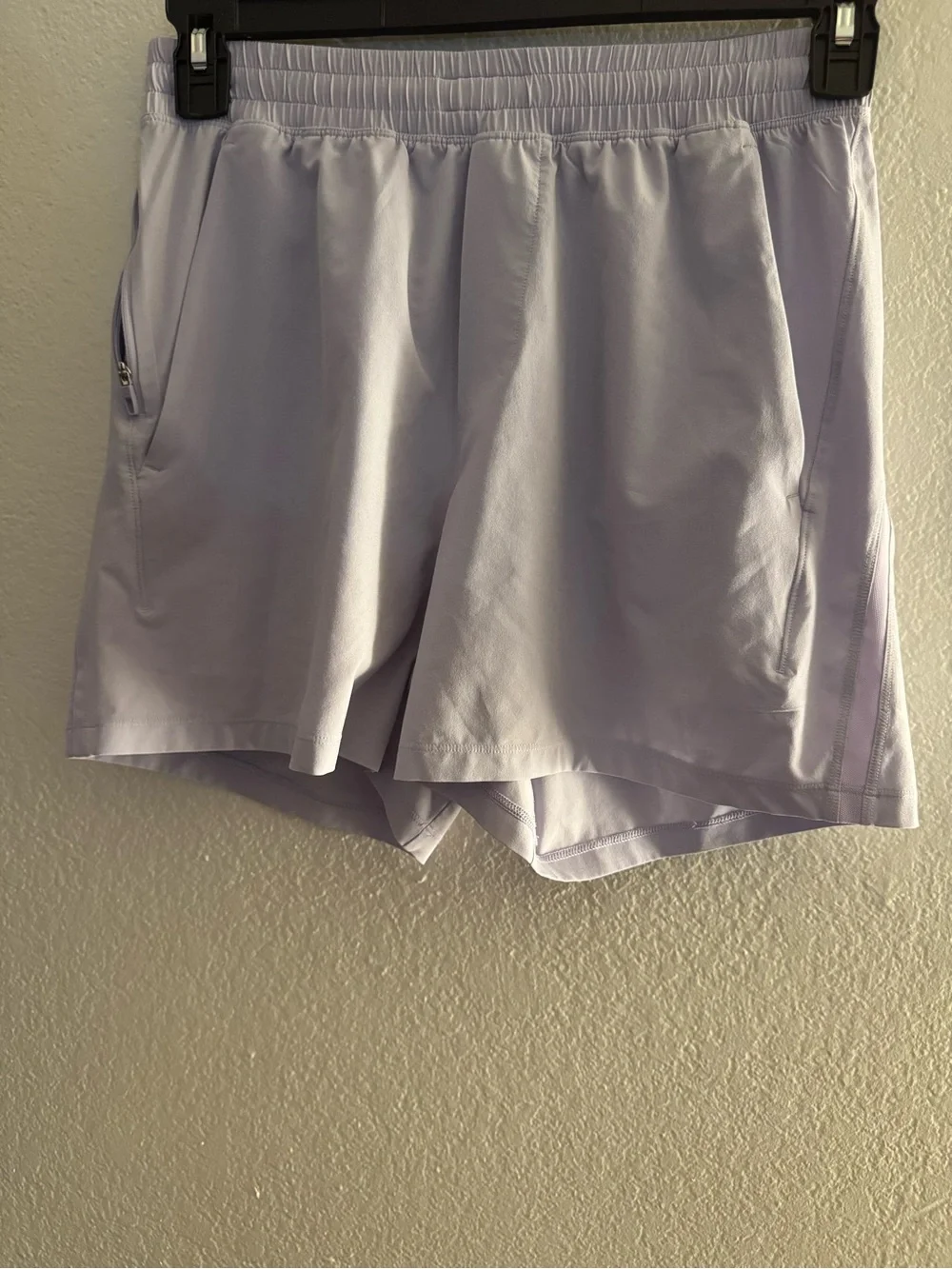 Lululemon athletica men’s shorts pastel purple